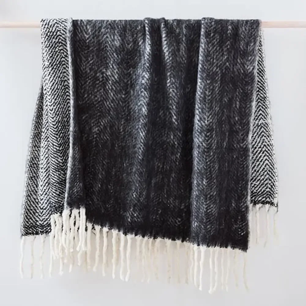 NWT West Elm Brushed Herringbone Throw Black /Cream 50”x70”